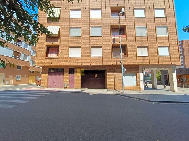 Plaza De Parking en alquiler en Arnedo de 12 m2 photo 0