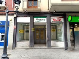 Local en venta en Arnedo de 75 m2 photo 0