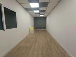 Nave Industrial en alquiler en Arnedo de 300 m2 photo 0