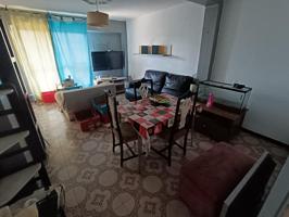 Se vende piso de 3 dormitorios para reformar photo 0