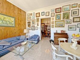 Se vende amplio piso de 5 habitaciones 2 salones en Palma a pocos metros de Corte ingles photo 0