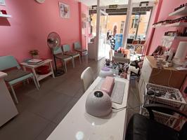 Se traspasa salón de uñas y masajes en el centro de Palma, zona La Missió. photo 0