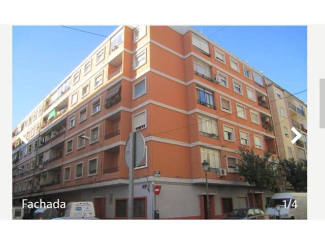Venta de piso en Torrefiel OCUPADO photo 0