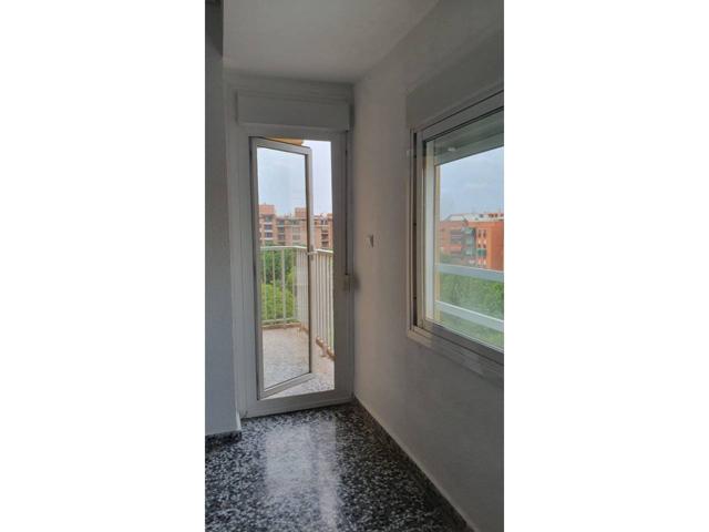 Piso en venta en el barrio de Patraix, Valencia photo 0