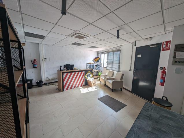 Nave Industrial En venta en Llano Del Espartal, Alicante photo 0