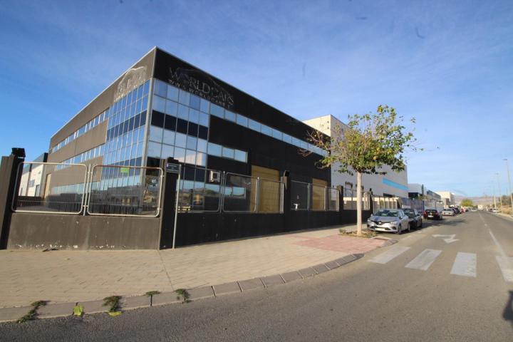 Alquiler de nave en Villamontes-Boqueres photo 0