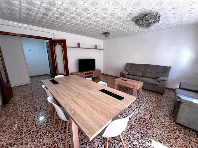 Amplio y Luminoso Piso Ideal para Familias photo 0