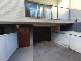 OPORTUNIDAD ADOSADO EN NULES photo 0