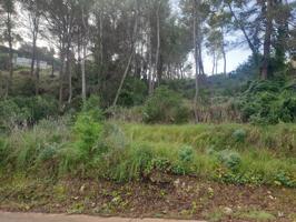 EN VENTA PARCELA EN LA URB. MAS MESTRES DE OLIVELLA DE 1.348 M2 QUE DA A DOS CALLES photo 0