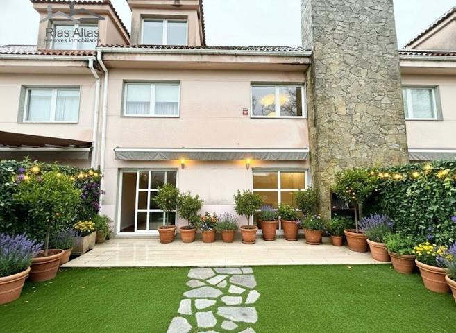 La Casa de la Felicidad Silenciosa: Chalet en Oleiros, Calle Miranda photo 0