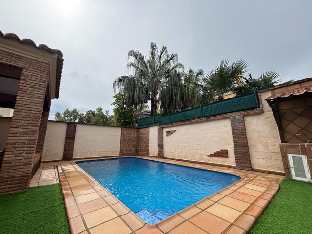 ¡MAGNIFICO CHALET EN LOS PINOS CON PISCINA! photo 0