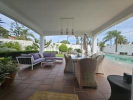 ESPECTACULAR CHALET EN LA COLONIA SAN MIGUEL photo 0