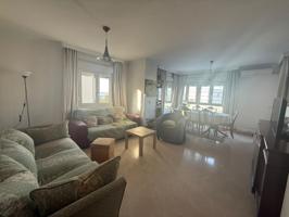 FANTASTICO PISO EN EDIFICIO MARE NOSTRUM CON VISTAS AL MAR photo 0