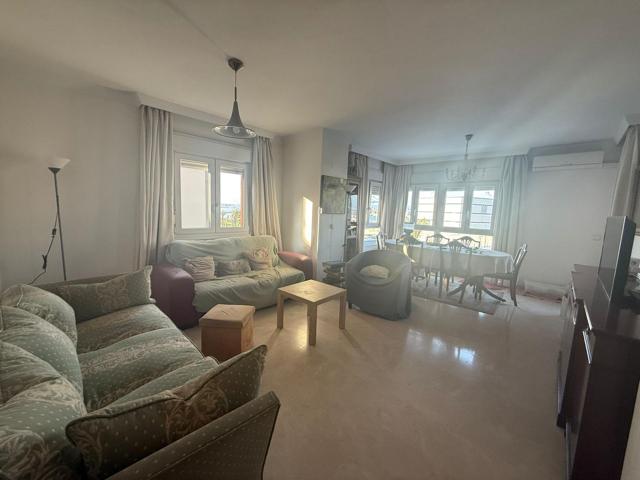 FANTASTICO PISO EN EDIFICIO MARE NOSTRUM CON VISTAS AL MAR photo 0