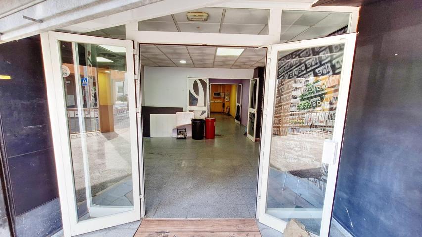 FANTASTICO LOCAL EN NUEVO GADIR EN VENTA Y ALQUILER CON OPCION A COMPRA photo 0