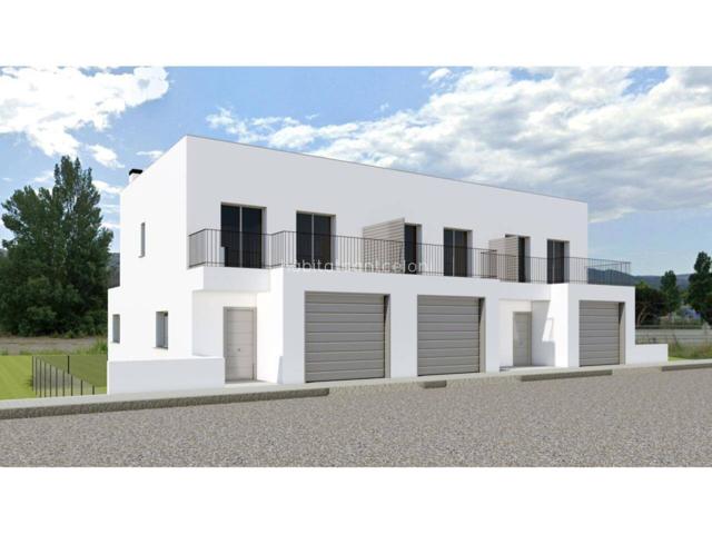 Casa adosada de nueva construcción en venta en Vilalba Sasserra photo 0