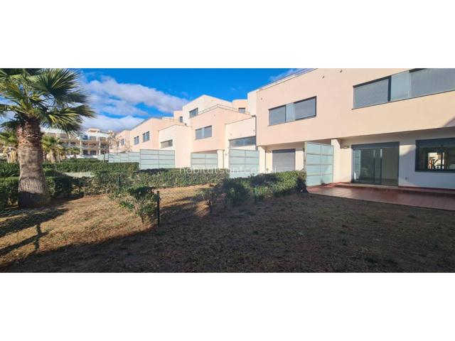 Adosada esquinera en venta Panorámica Golf de Sant Jordi photo 0