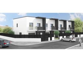 Casa adosada esquinera en construcción en venta en Sant Celoni photo 0