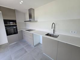 Piso en venta en Hostalric de obra nueva photo 0