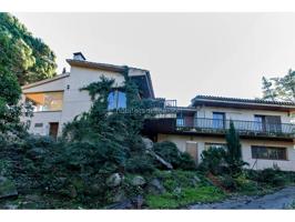 Casa OCUPADA en venta en La Roca del Valles photo 0