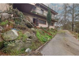 Casa en venta en La Roca del Valles, OCUPADA photo 0