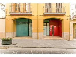 Local en venta en Hostalric photo 0