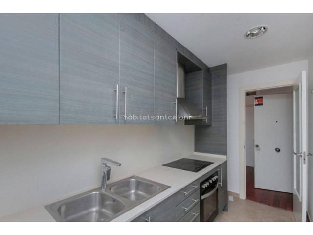 Piso OCUPADO en venta en La Roca del Vallès photo 0
