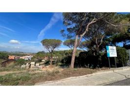 Solar urbano en venta en La Roca del Vallès photo 0