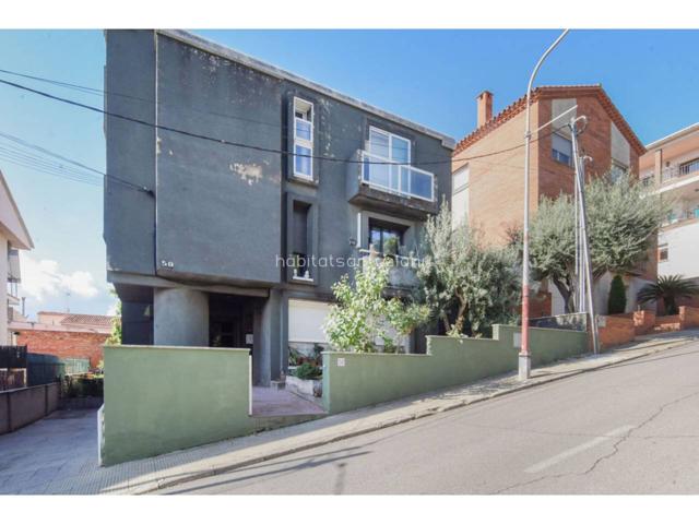 Piso en venta en La Roca del Vallès photo 0