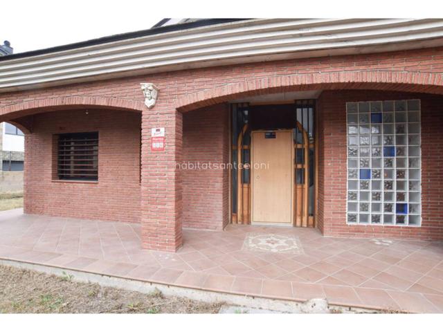 Casa en venta en Sant Pere de Vilamajor photo 0