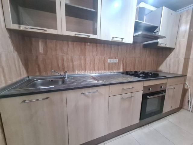 Piso en venta en Sant Celoni photo 0