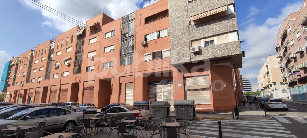 PISO EN ELCHE SOLO INVERSORES photo 0