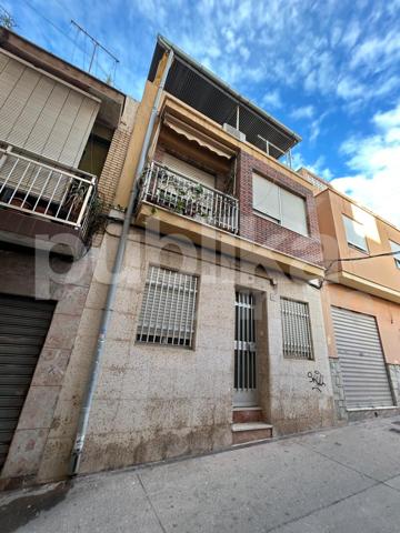 Vivienda unifamiliar con VADO en el corazón de Santa Pola photo 0