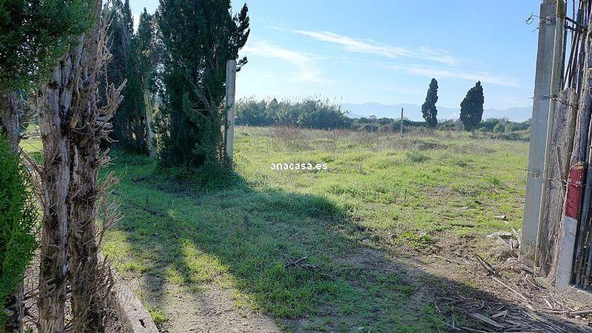 Terreno en venta en Oliva de 2417 m2 photo 0