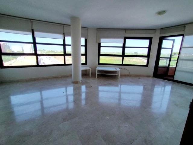 PISO con vistas  en ZONA CONSERVATORIO photo 0