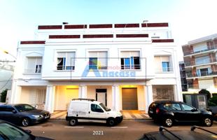 EMBLEMÁTICO LOCAL, ANTIGUO CINE DE VERANO photo 0