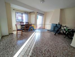 Piso en oliva bien situado photo 0