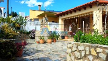CHALET CON PISCINA EN POTRIES photo 0