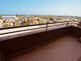 PISO JUNTO AL PASEO CON PARKING photo 0
