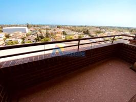 PISO JUNTO AL PASEO CON PARKING photo 0