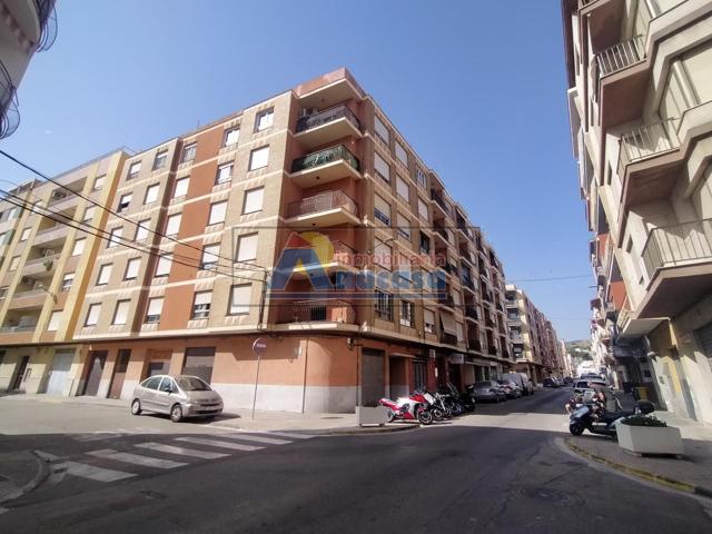Se vende local esquina en OLIVA - CERCA PASEO photo 0