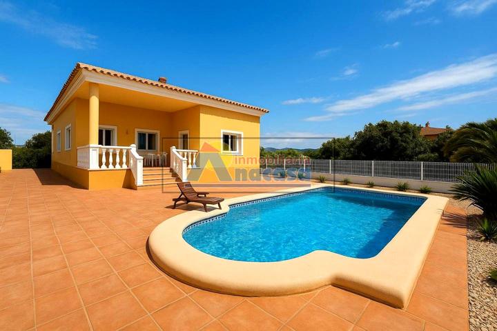 FANTÁSTICO CHALET CON PISCINA EN PLAYA DE OLIVA photo 0