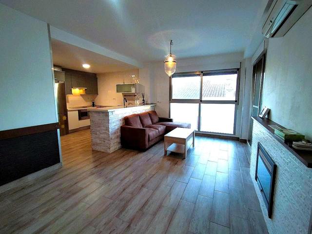 Apartamento en alquiler anual, al lado del mar en OlivaPLAYA photo 0