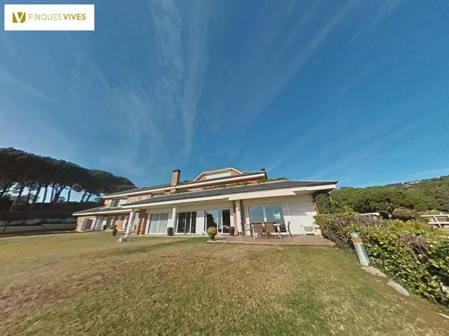 Villa En venta en Sant Andreu de Llavaneres photo 0