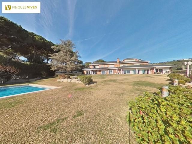 Villa En venta en Sant Andreu de Llavaneres photo 0