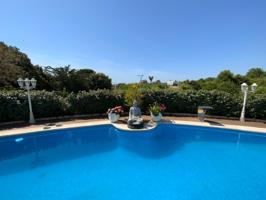Villa En venta en Sant Vicenç de Montalt photo 0