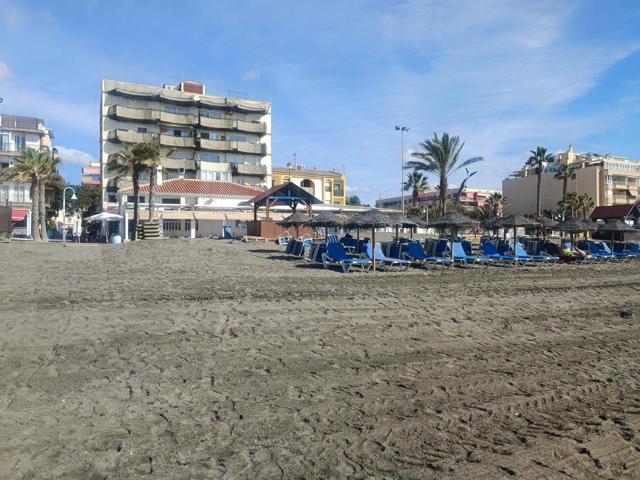 FANTÁSTICO RESTAURANTE EN PASEO MARÍTIMO RINCON DE LA VICTORIA photo 0