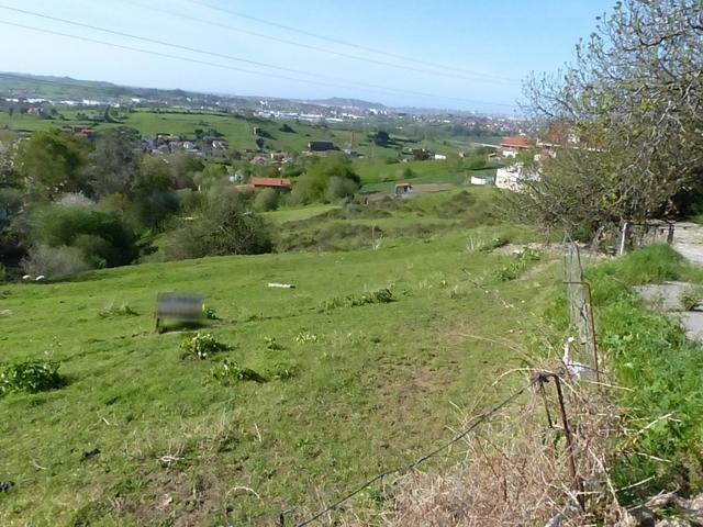 TERRENO EN LIAÑO photo 0