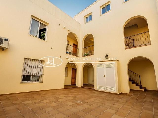Acogedor Piso en Venta en la Zona del Mayorazgo, en Chiclana de la Fra., Cádiz photo 0