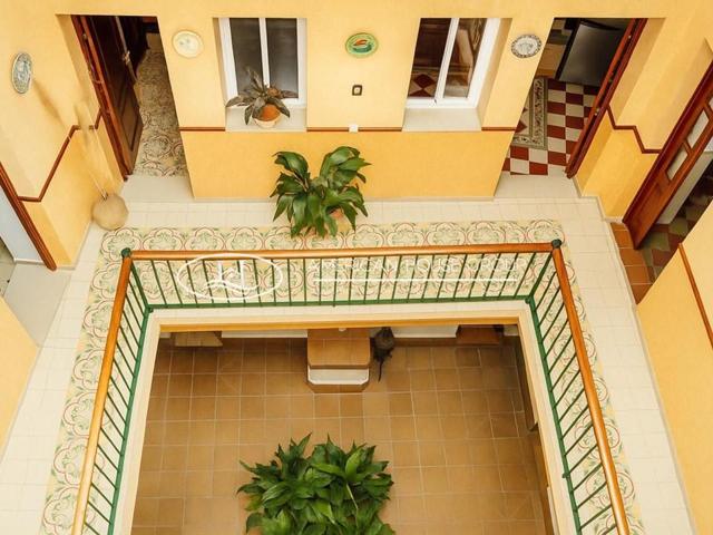 Fabulosa Casa con 3 Viviendas en Pleno Centro, Chiclana de la Fra., Cádiz photo 0